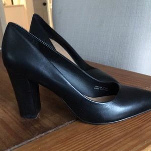 Tahari Ava leather heels